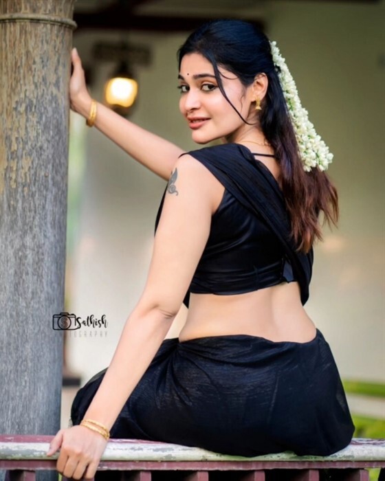 ತಮಿಳು ನಟಿ ದರ್ಶ ಗುಪ್ತಾ ಹಾಟ್ ಚಿತ್ರಗಳು 