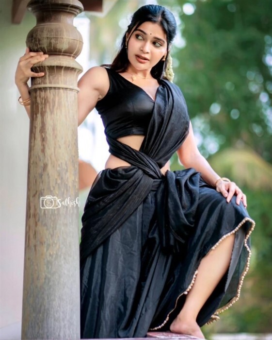 ತಮಿಳು ನಟಿ ದರ್ಶ ಗುಪ್ತಾ ಹಾಟ್ ಚಿತ್ರಗಳು 