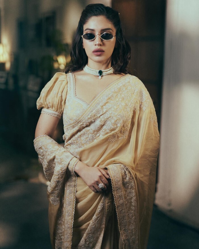 Bhumi Pednekar ने बेड पर लेट किया ये काम, तस्वीरें देख फैन्स के भी उड़ गए होश 