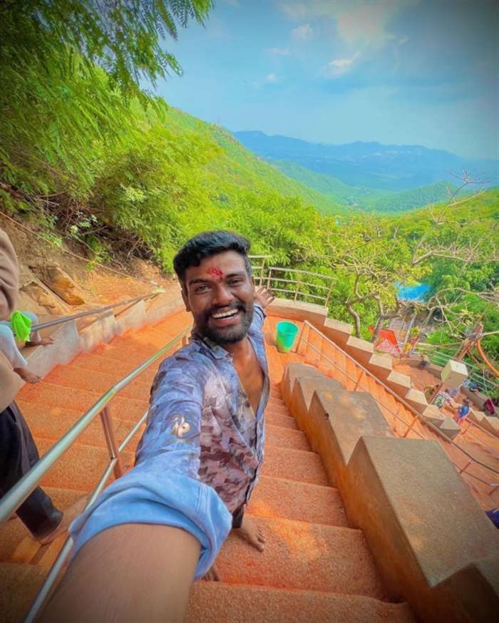 Bigg Boss Telugu Season 7 Winner Pallavi Prashanth Family And Unseen Pics