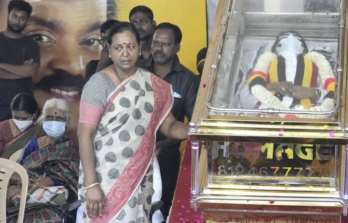 DMDK President Vijayakanth's Final Journey Draws Massive Crowds