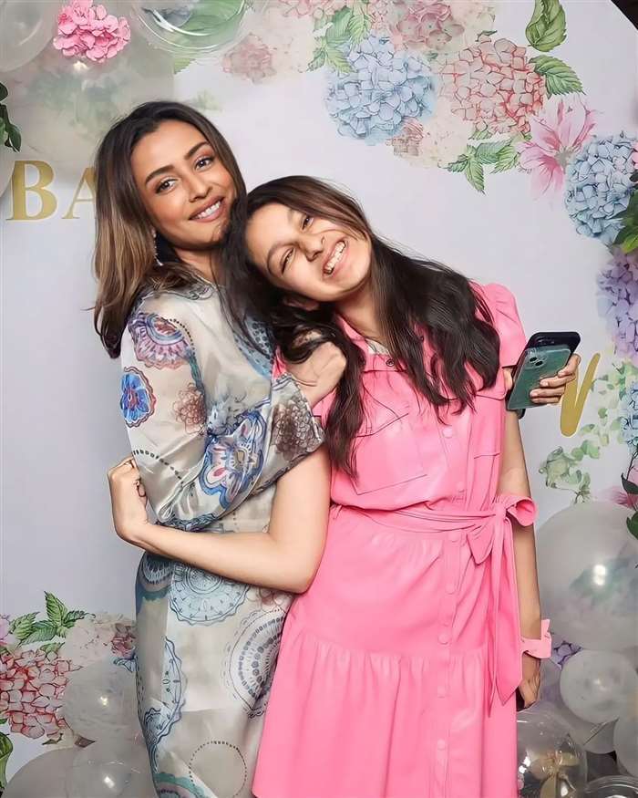 Mahesh Babu Daughter Sitara Ghattamaneni Viral Photos