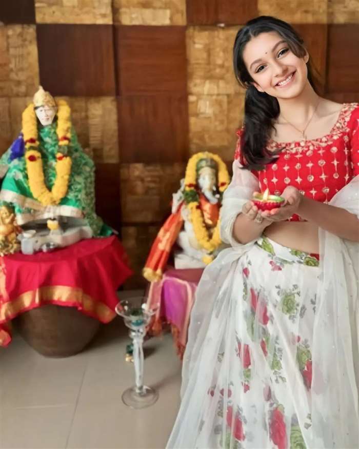 Mahesh Babu Daughter Sitara Ghattamaneni Viral Photos