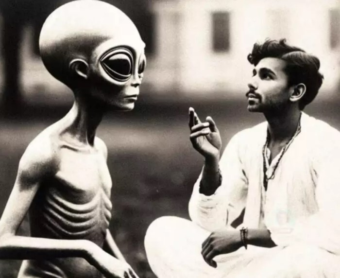 अगर पुराने ज़माने में स्टार किड्स के दोस्त होते Orry, तो इस अंदाज़ में आते नज़र, AI द्वारा बनाई तस्वीर हो रहीं वायरल 