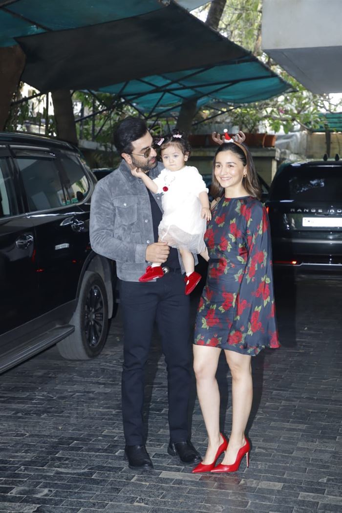 Ranbir Kapoor, Alia Bhatt Show Daughter Raha's Face For The FIRST Time; See Pics