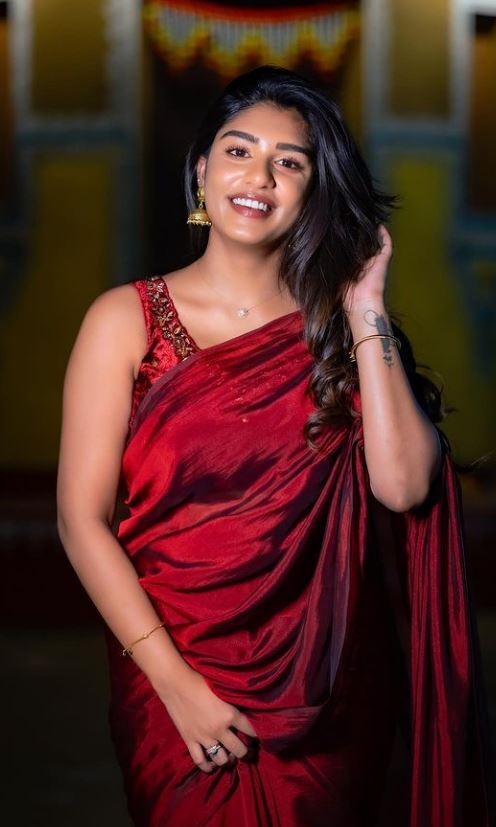 Supritha: డోస్ పెంచిన సురేఖ వాణి డాటర్.. ఇలా చూపిస్తే కుర్రాళ్లు కంట్రోల్‌లో ఉంటారా?