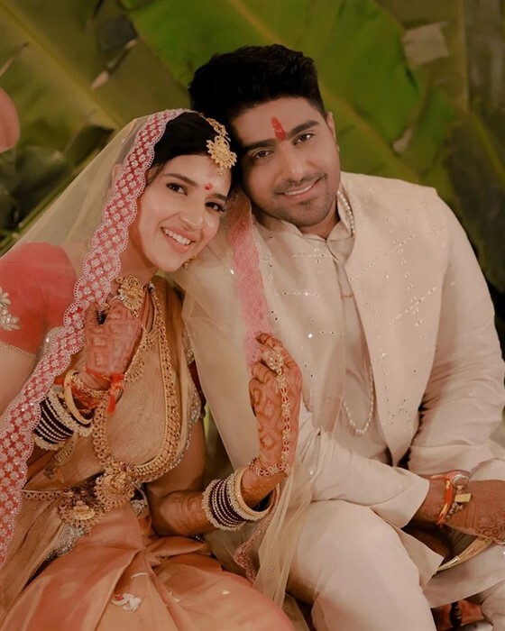 Telugu Actress Chitra Shukla Says 'I Do' to IFS Vaibhav Upadhyay in Uttarakhand