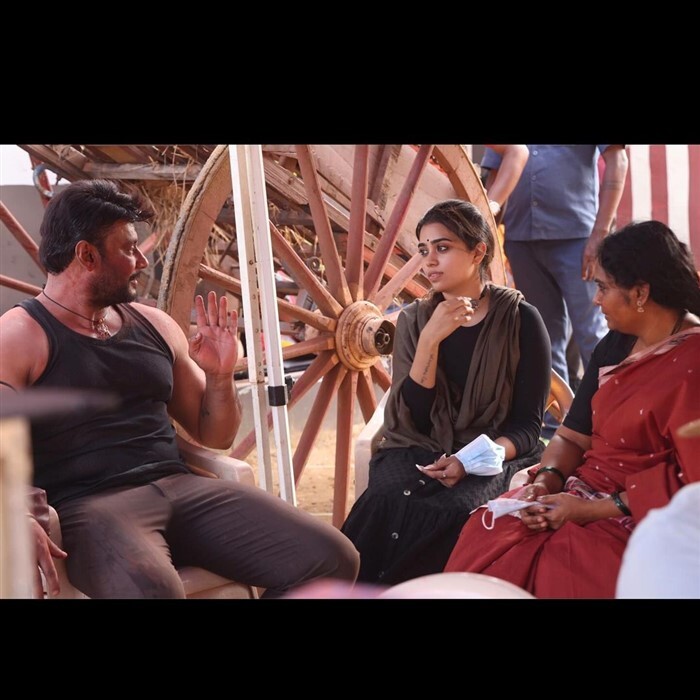 'ಕಾಟೇರ'ನ ದರ್ಶನವಾಯ್ತಾ..? ಹಾಗಾದ್ರೆ ಶೂಟಿಂಗ್ ಸ್ಪಾಟ್‌ನ ಕೆಲ ಫೋಟೋಗಳನ್ನು ಕಣ್ತುಂಬಿಕೊಳ್ಳಿ