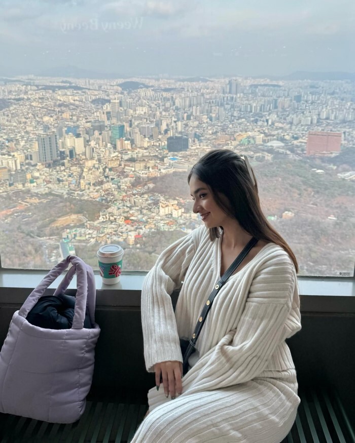 Anushka Sen ने कोरिया में सेलिब्रेट किया न्यू ईयर, फैन्स के साथ शेयर की खूबसूरत तस्वीरें 