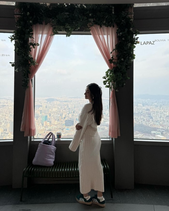 Anushka Sen ने कोरिया में सेलिब्रेट किया न्यू ईयर, फैन्स के साथ शेयर की खूबसूरत तस्वीरें 