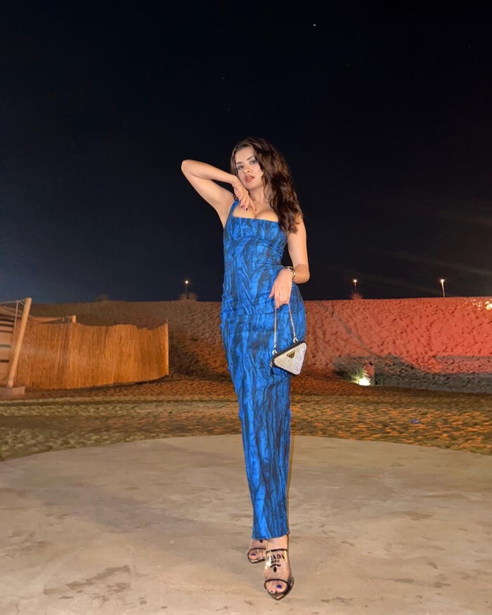 Avneet Kaur ने दुबई में मनाया नया साल, बेहद हॉट तस्वीरों को शेयर कर फैंस के दिल की बढ़ाई धड़कनें 