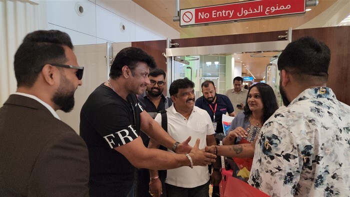 Darshan: ದುಬೈನಲ್ಲಿ ಲ್ಯಾಂಡ್ ಆದ ದರ್ಶನ್; ಕನ್ನಡದ ಶಾಲು ಹೊದಿಸಿ 'ಕಾಟೇರ'ನಿಗೆ ವೆಲ್‌ಕಮ್ 