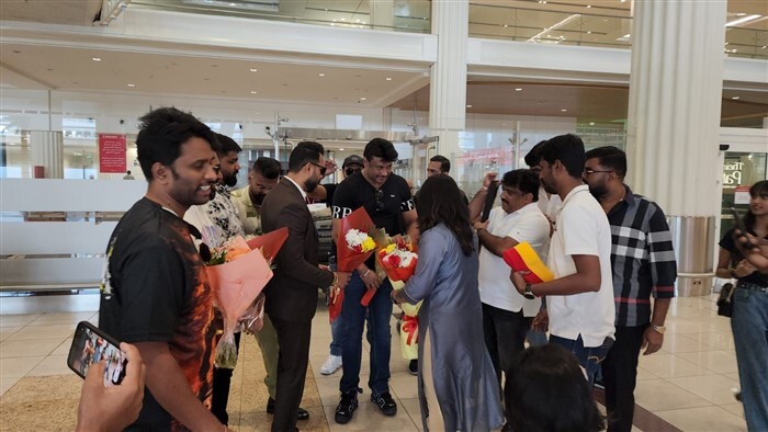 Darshan: ದುಬೈನಲ್ಲಿ ಲ್ಯಾಂಡ್ ಆದ ದರ್ಶನ್; ಕನ್ನಡದ ಶಾಲು ಹೊದಿಸಿ 'ಕಾಟೇರ'ನಿಗೆ ವೆಲ್‌ಕಮ್ 
