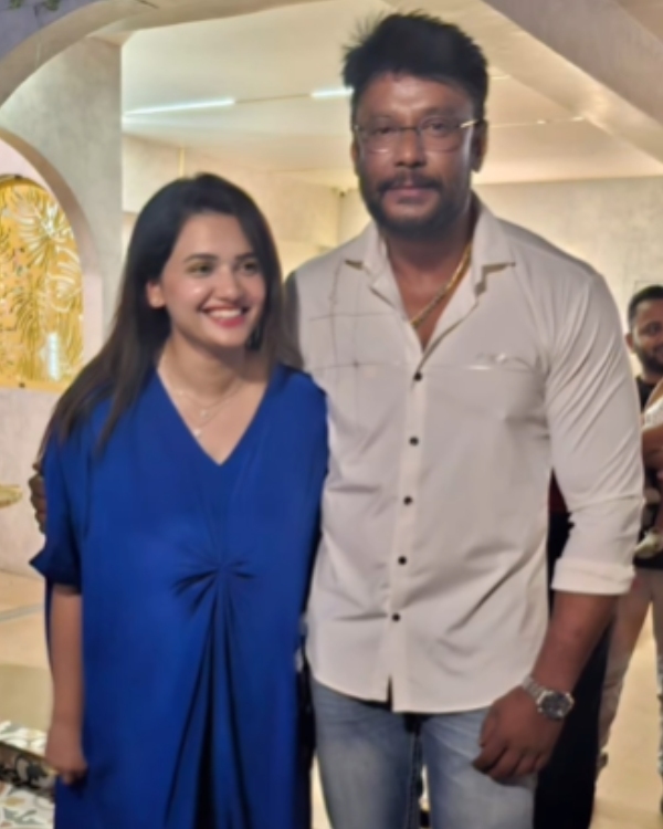 Darshan-Pavithra Gowda| ದರ್ಶನ್ ಜೊತೆಗಿನ 10 ವರ್ಷದ ರಿಲೇಷನ್‌ಶಿಪ್ ಫೋಟೊಗಳನ್ನು ಹಂಚಿಕೊಂಡ ಪವಿತ್ರಾ ಗೌಡ
