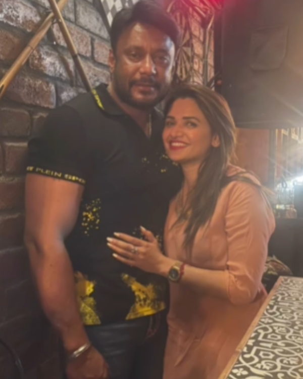 Darshan-Pavithra Gowda| ದರ್ಶನ್ ಜೊತೆಗಿನ 10 ವರ್ಷದ ರಿಲೇಷನ್‌ಶಿಪ್ ಫೋಟೊಗಳನ್ನು ಹಂಚಿಕೊಂಡ ಪವಿತ್ರಾ ಗೌಡ