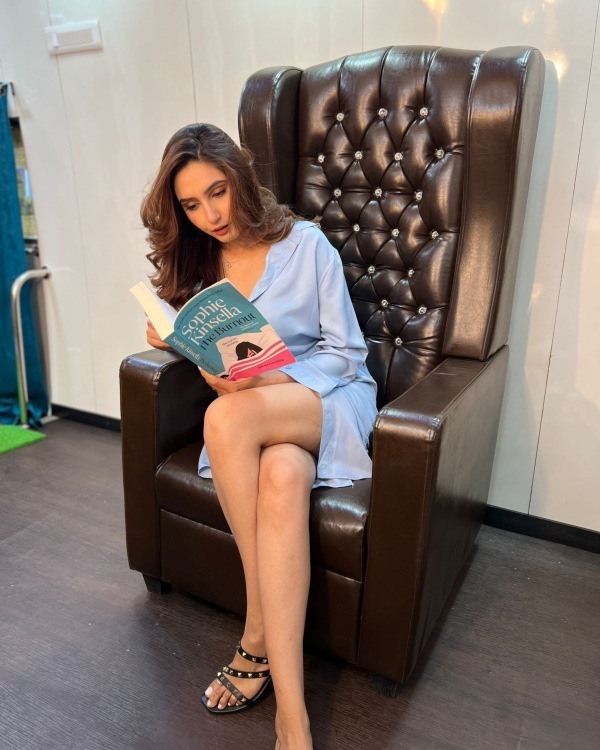 Ragini Dwivedi| ಗ್ಲಾಮರ್ ಅಂದ್ರೆ ರಾಗಿಣಿ.. ರಾಗಿಣಿ ಅಂದ್ರೆ ಗ್ಲಾಮರ್; ಹೊಸ ಫೋಟೊಶೂಟ್ ಹೇಗಿದೆ ನೋಡಿ?