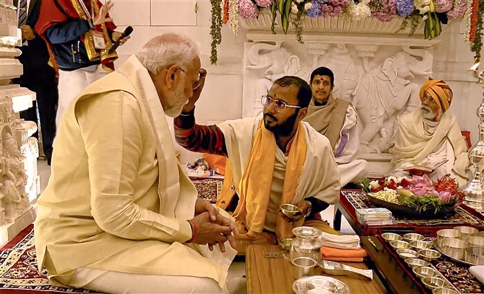 PM Modi Conducts 'Pran Pratishtha' Ceremony, Unveils Face of Ram Lalla in Historic Event