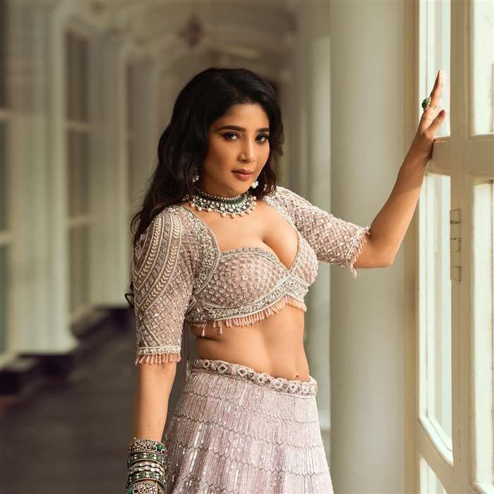 Sakshi Agarwal Latest Hot Photoshoot