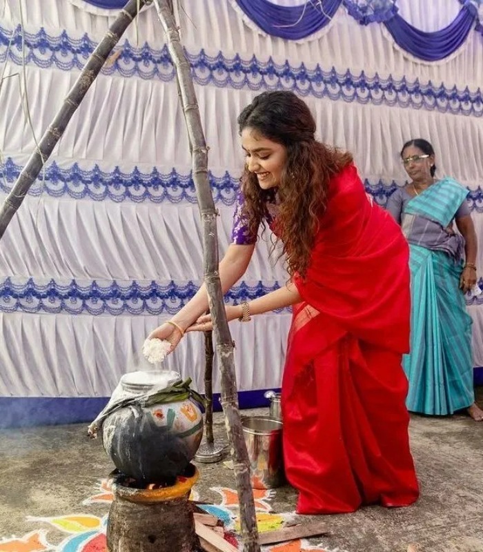 ಕೀರ್ತಿ ಸುರೇಶ್ ಸಂಕ್ರಾಂತಿ ಆಚರಣೆಯ ಕಲರ್‌ಫುಲ್ ಚಿತ್ರಗಳು