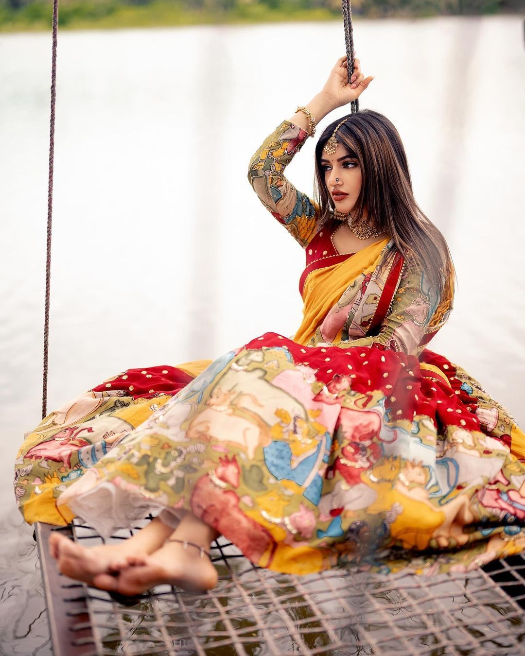 Sreeleela Shines in a Desi Saree Look, Instagram Photoshoot Goes Viral