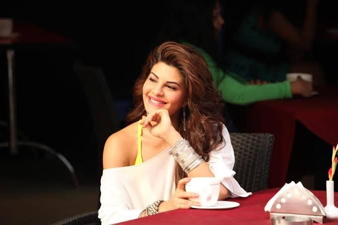 Jacqueliene Fernandez  photos from song Chittiyaan Kalaiyaan