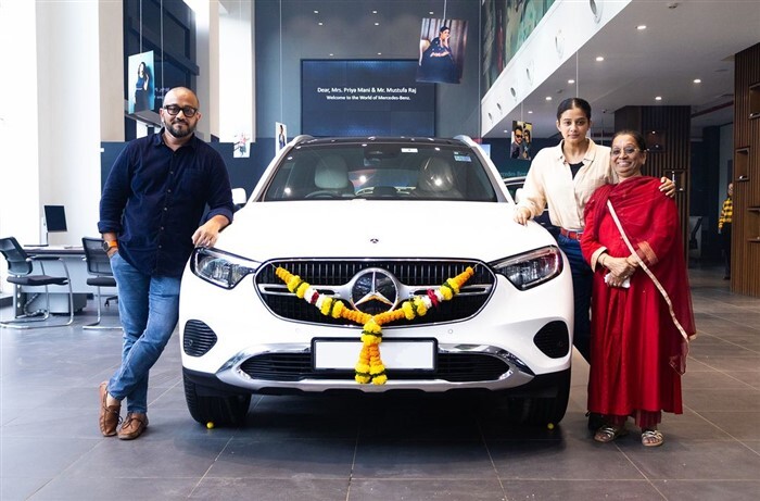 Actress Priyamani Buys new Mercedes-Benz GLC car, see photos