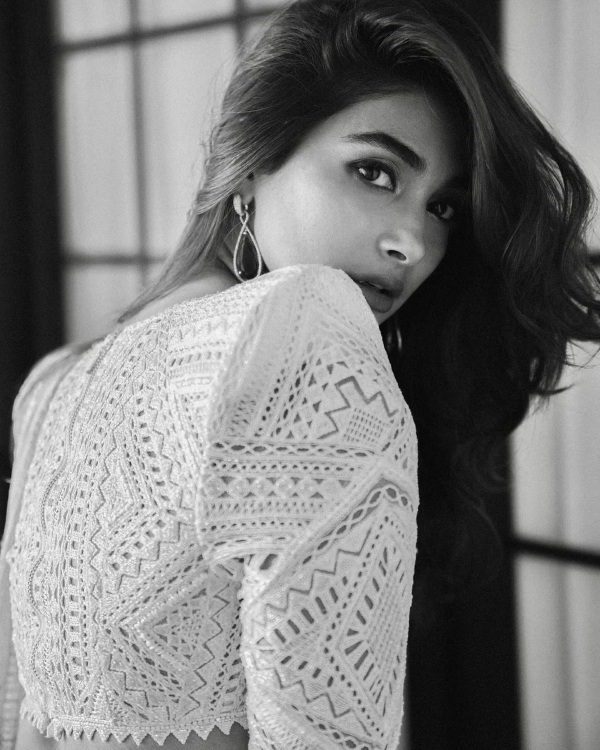 Indian actress Pooja Hegde new photoshoot with outfit looks like neer dosa