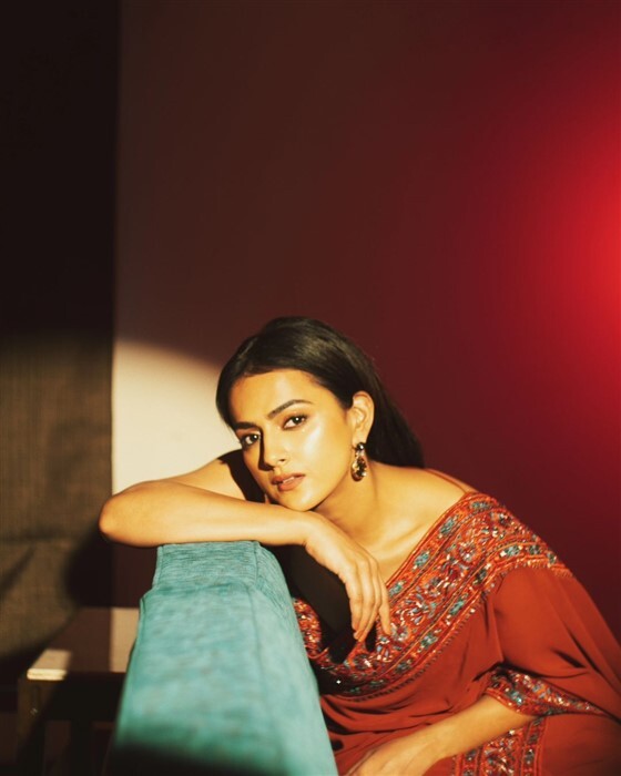 South actress Shraddha Srinath Photos