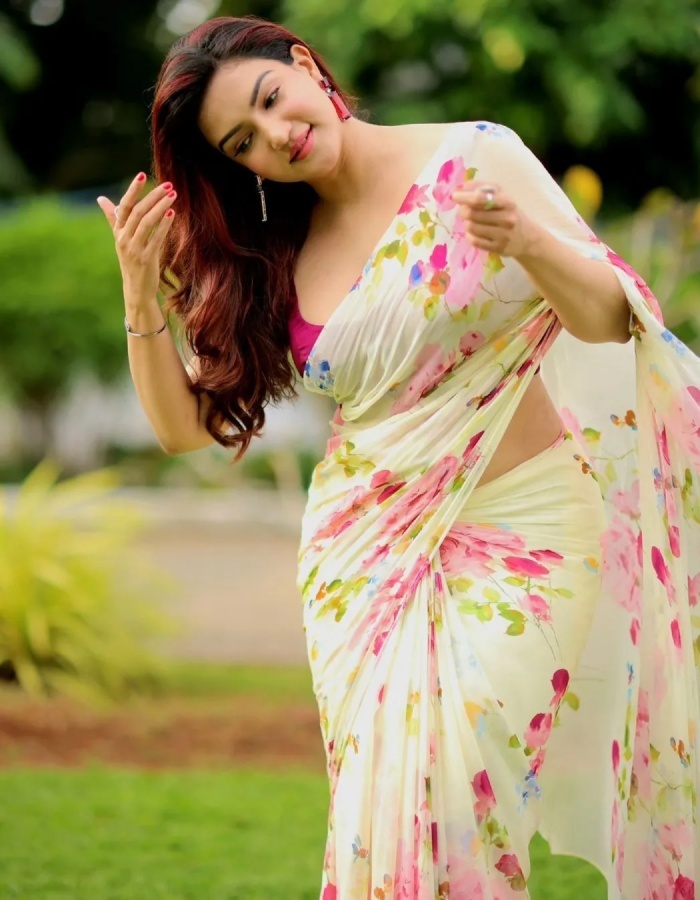 Malayalam actress Honey Rose Photos