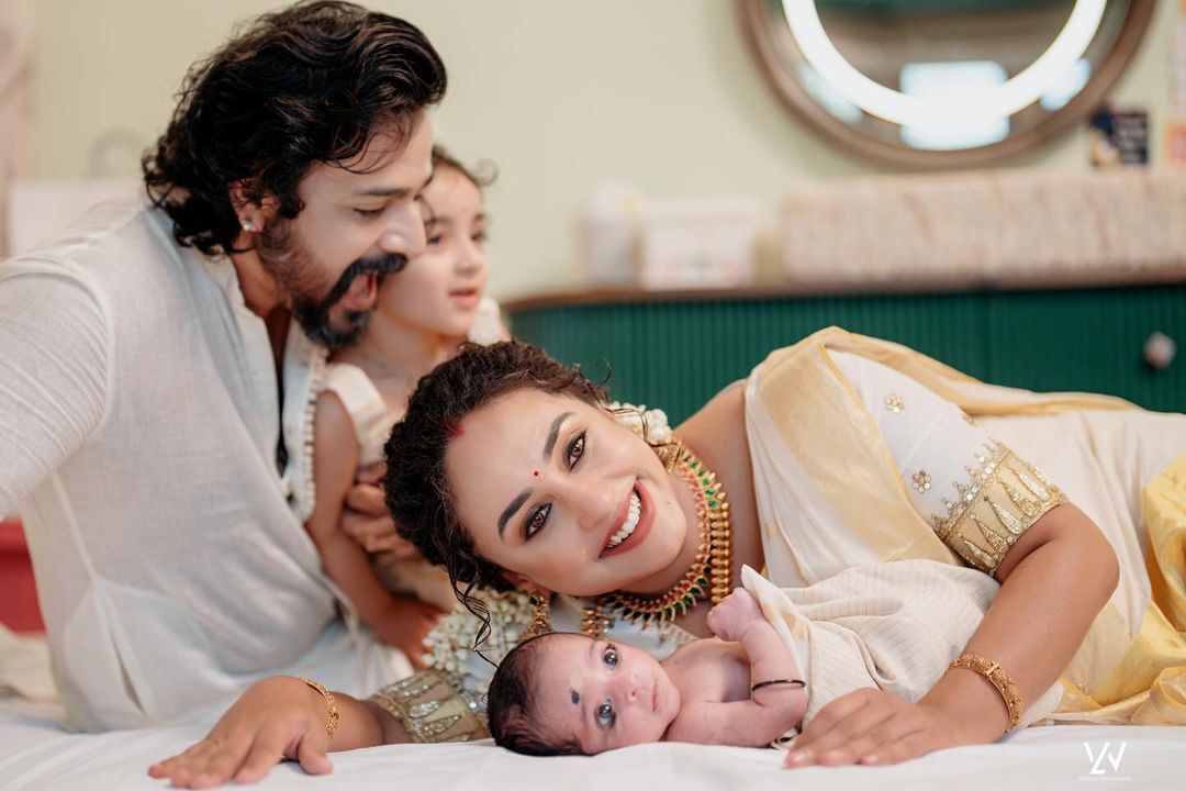 Pearle Maaney Melts Hearts With Adorable Photos