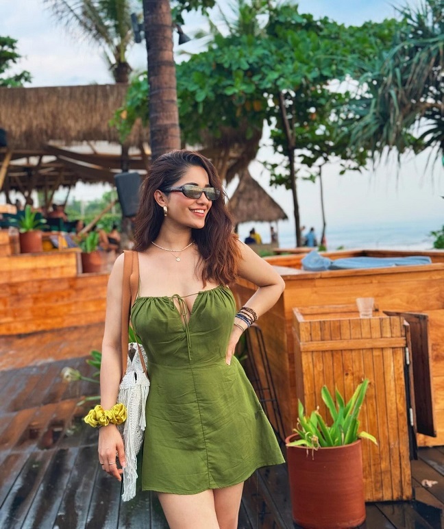 Ruhani Sharma bold photos