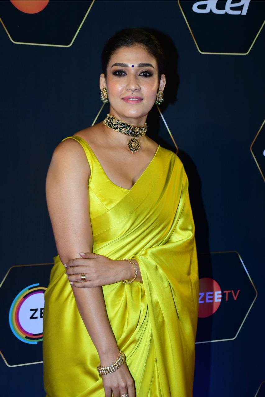 Karishma Tanna at Dadasaheb Phalke awards