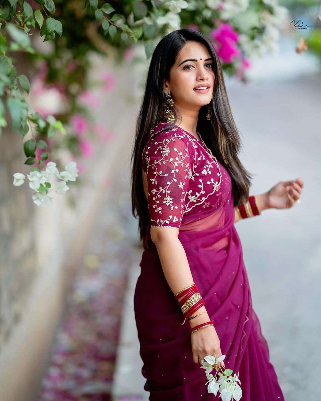 Sravanthi Chokkarapu Purple Saree Pics