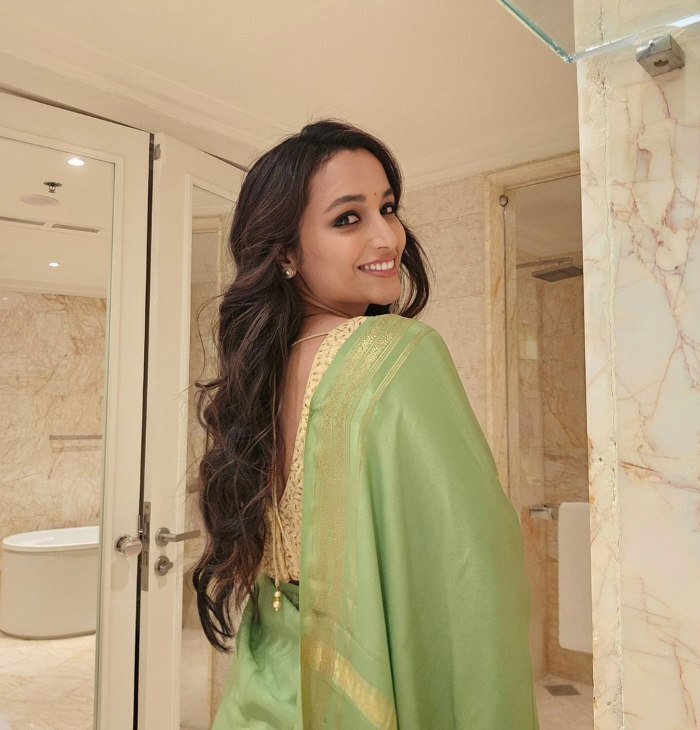 Srinidhi Shetty Photos