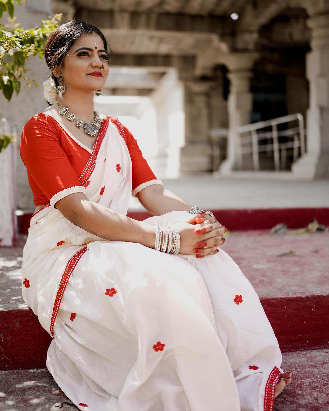 Shiva Jyothi Stunning Look