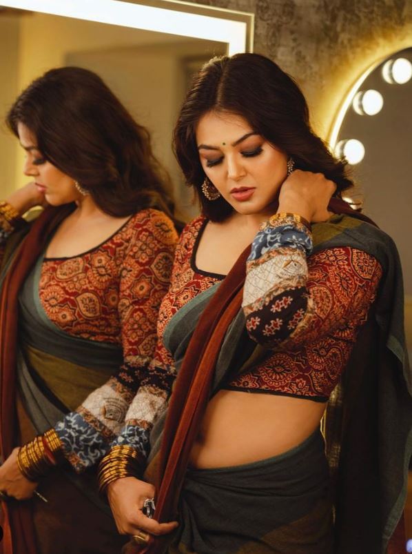 Monal Gajjar Photo