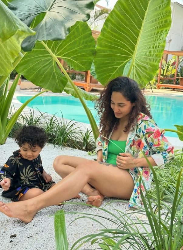 Bigg Boss Fame Pooja Ramachandran Photos