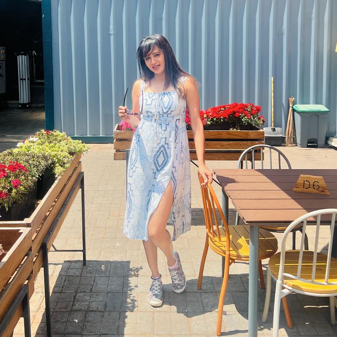 Anjana Rangan done solo trip with her new look