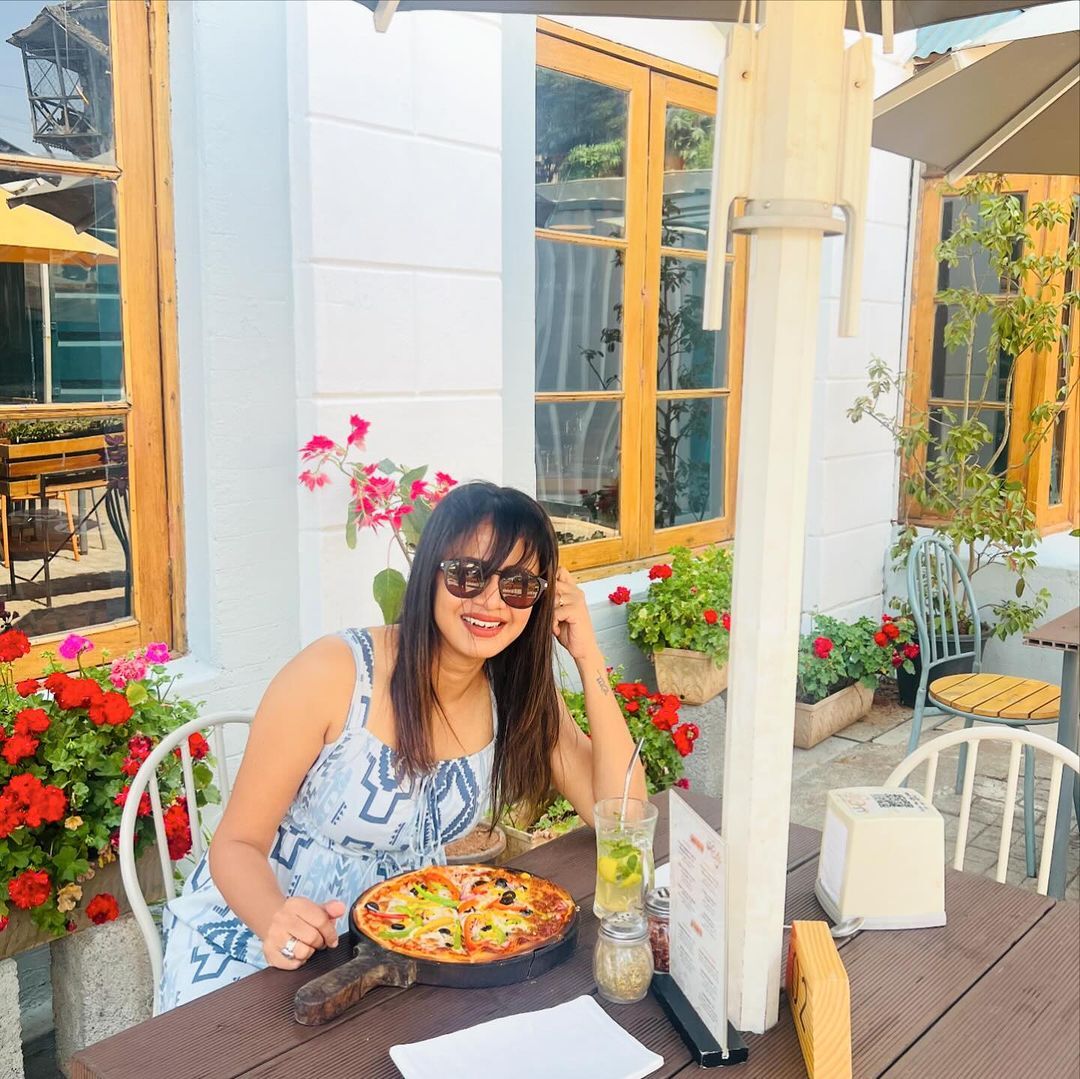 Anjana Rangan done solo trip with her new look