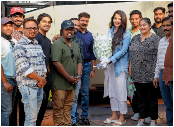 Anushka Shetty's slim look goes viral, see pics