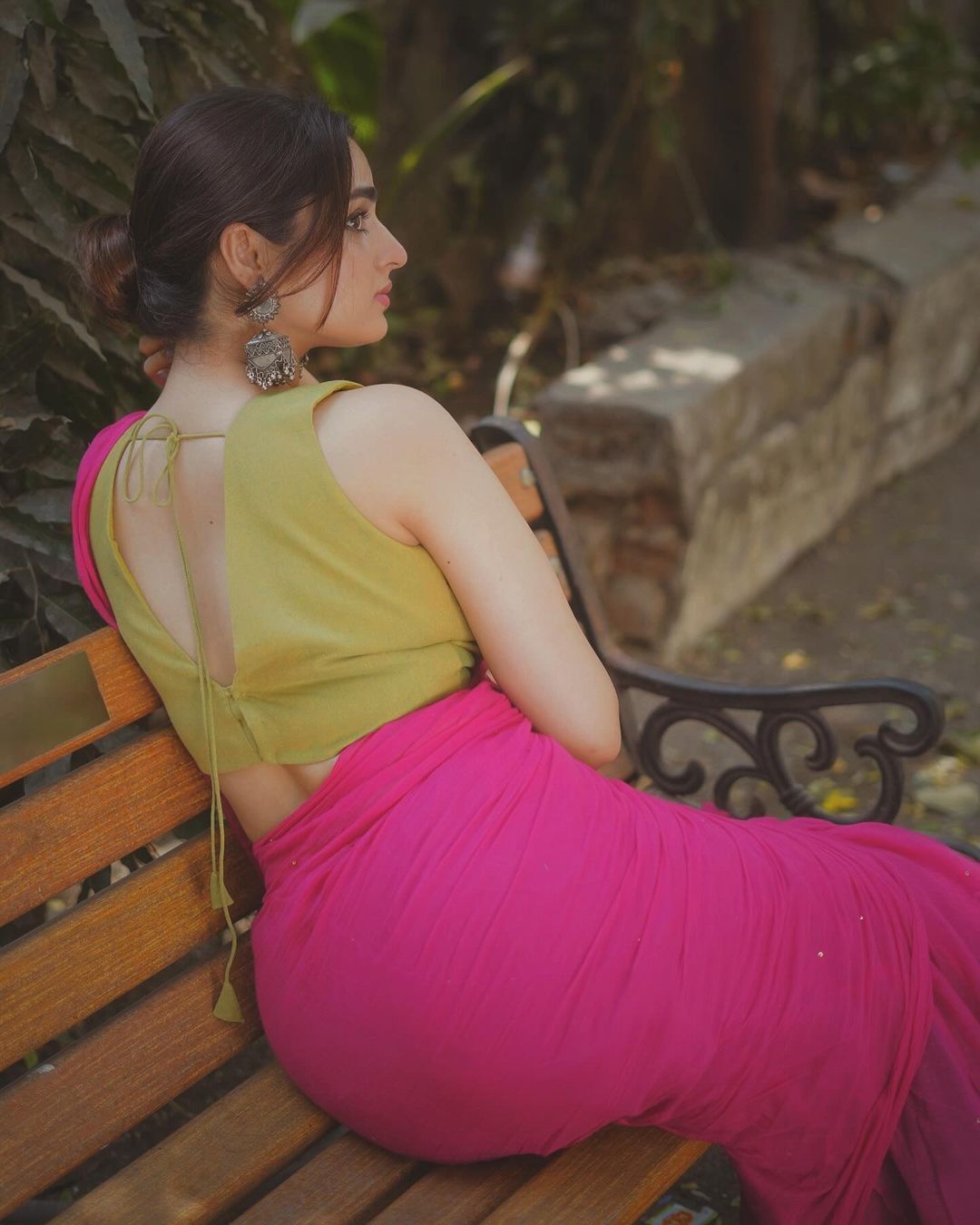 Ayesha Khan Sizzling Look