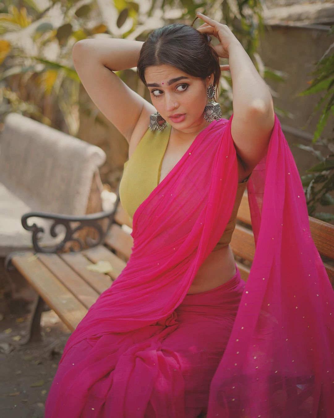 Ayesha Khan Sizzling Photos