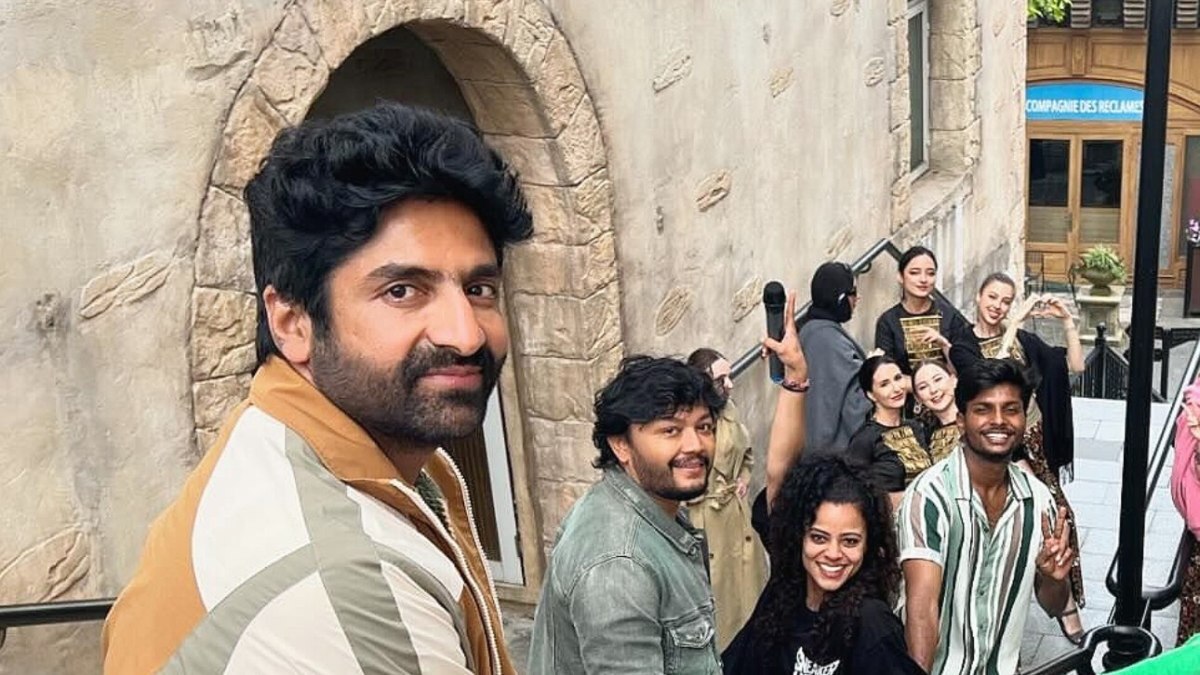 Ganesh starrer Krishnam Pranaya Sakhi shooting wrapped up completely, see pics