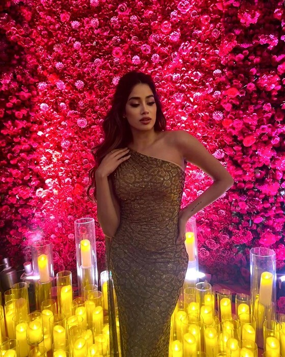 Janhvi Kapoor Photos