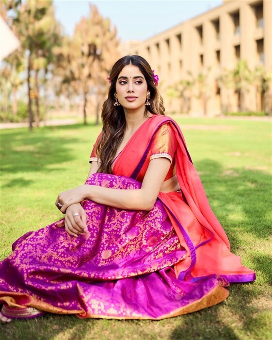 Janhvi Kapoor Photos