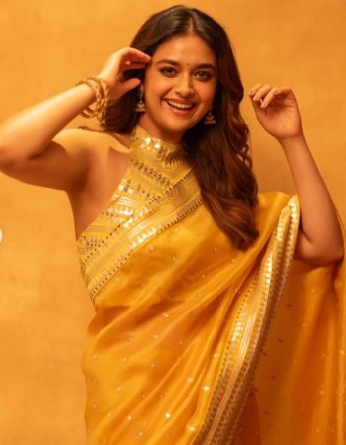 Keerthy Suresh charged hefty remuneration for bollywood debute film