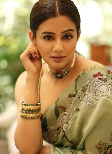 Priyamani Reveals why she couldn't work with south top stars