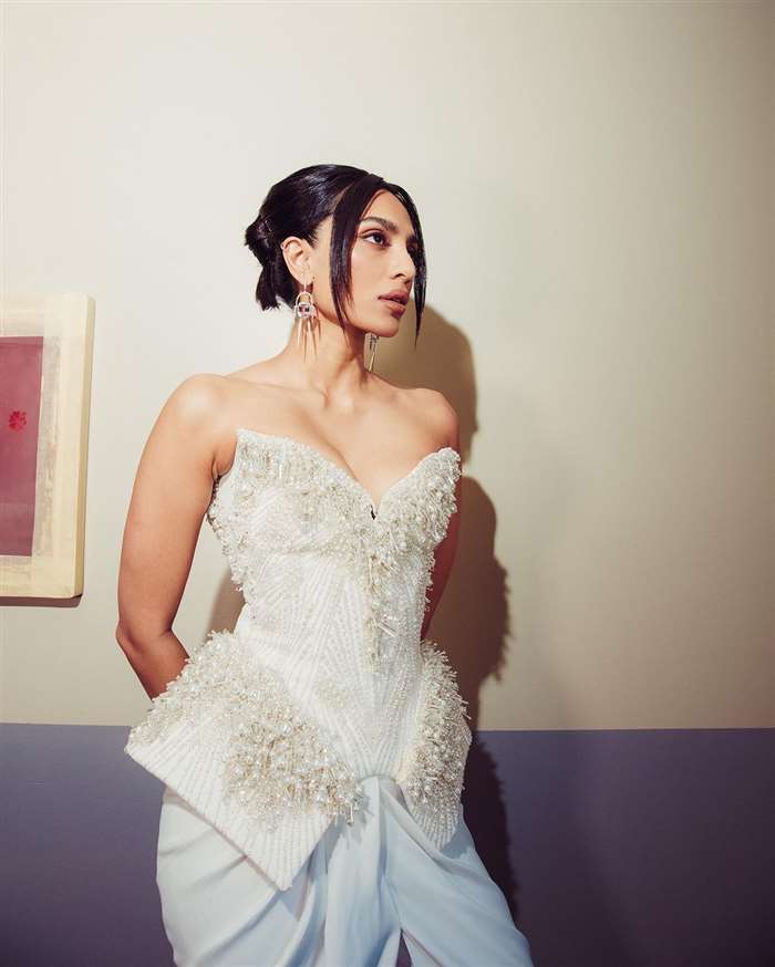 Sobhita Dhulipala's Elegant Avatar