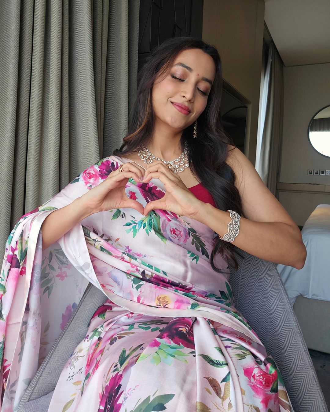 Srinidhi Shetty Crazy Photos