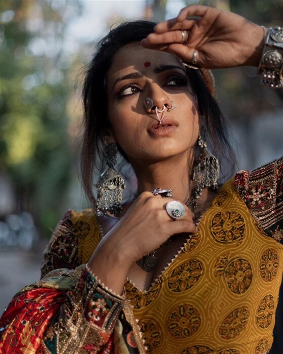 Sruthi Hariharan shines in Lambani outfit, see pics